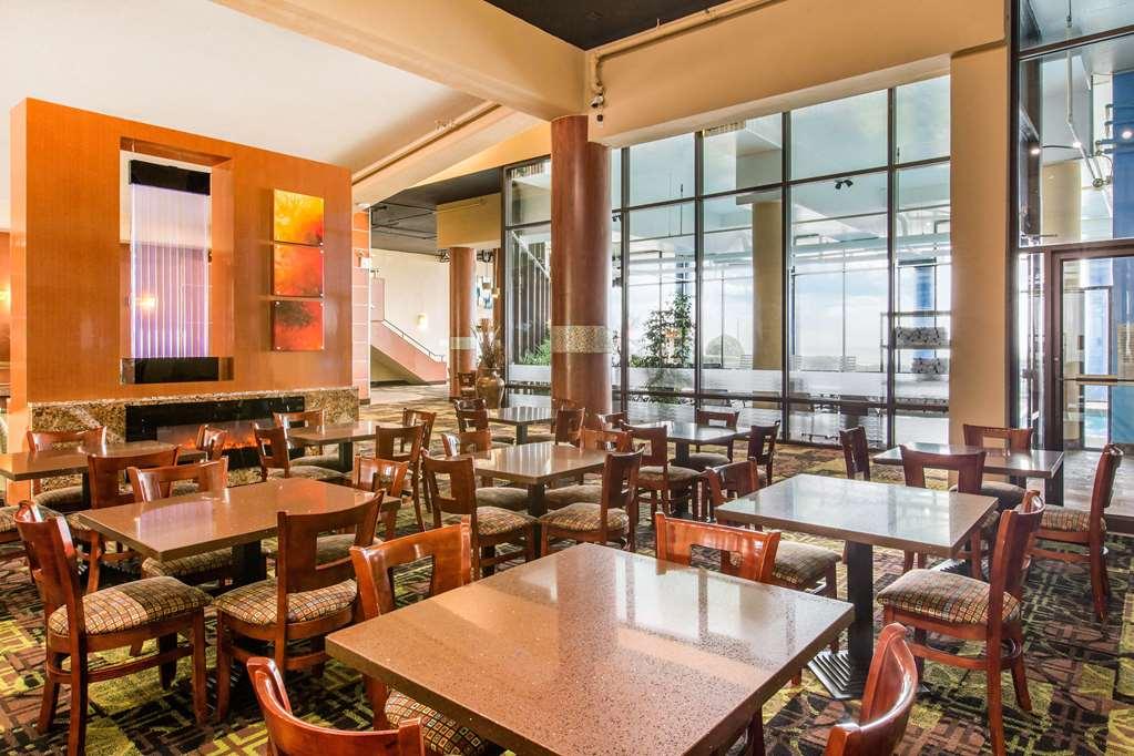 Coastal Hotel & Suites Virginia Beach - Oceanfront Restoran gambar