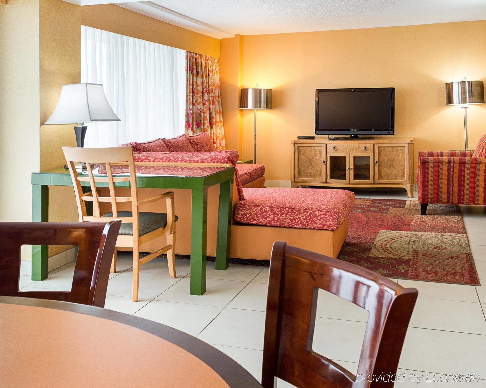 Coastal Hotel & Suites Virginia Beach - Oceanfront Luaran gambar