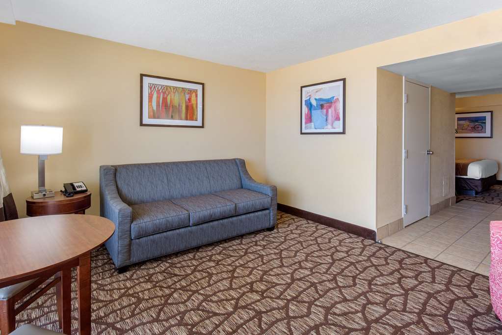 Coastal Hotel & Suites Virginia Beach - Oceanfront Bilik gambar